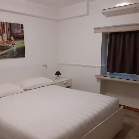 Castello Ground Floor * Veneza