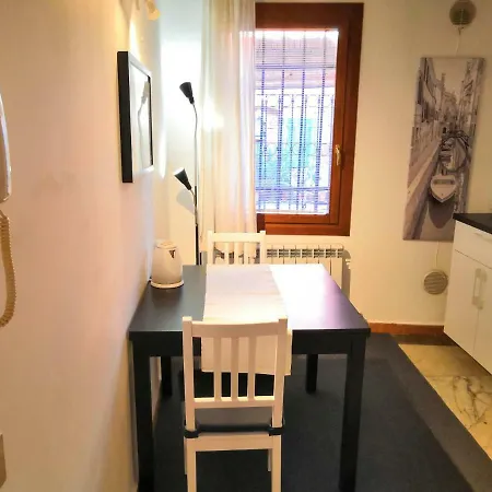 Castello Ground Floor Апартаменты Венеция