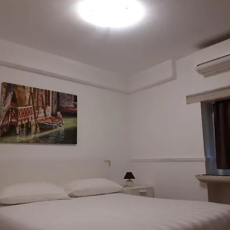 Castello Ground Floor شقة البندقية